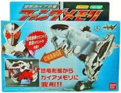 [Used] Toy: Transforming Gaia Dinosaur Fang Memory from "Kamen Rider W"