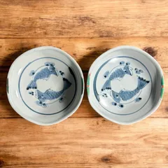【2客セット】染付 丸皿 [魚絵] 青 時代物 小皿 取り皿 盛り皿 飾り皿 レトロ 和食器 骨董品 アンティークのサムネイル