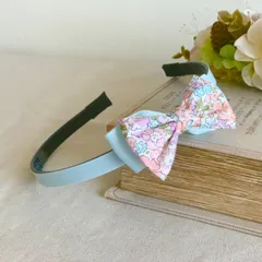 リバティリボンのカチューシャ　ミッシェル　ハンドメイド　キッズカチューシャ