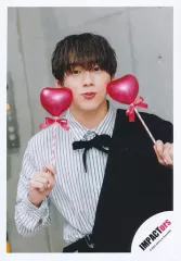 【中古】生写真(ジャニーズ) IMPACTors/基俊介/上半身/IMPACTors ISLAND TV プロフィール写真撮影オフショット 第2弾/公式生写真