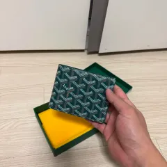 新品) ゴヤード ゴヤール ヴィクトワール 二つ折り財布 グリーン