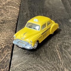 シボレー イエローキャブ GOLDEN　タクシー　TAXI
