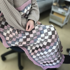 アフガン編みの大きなブランケット