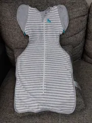 【17】美品◎スワドルアップ正規品◎Мサイズ◎ステージ２◎黄ばみなし◎赤ちゃんぐっすり◎ママも休める奇跡のおくるみ◎オールシーズン