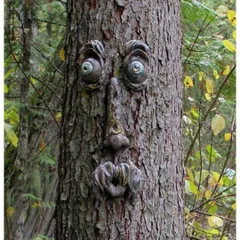 怖い顔をしたツリーフェイス ツリー装飾 ガーデンインテリア ガーデンオーナメント ガーデニング 雑貨 ハロウィン ハロウィーン 防犯 木顔 装飾 ツリーマン 喋る木 am