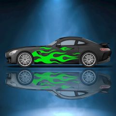 流れの緑の炎のラインパターン車のサイドステッカービニール自己粘着紙モータースポーツペイントデカル車トラックSUVに適しています