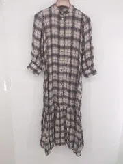 ◇ COTORICA THE DAYZ TOKYO レーヨン とろみ感 チェック 長袖 膝下丈 ワンピース サイズM ベージュ マルチ レディース P  【1307080003389】