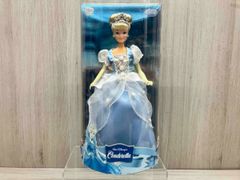 【箱開封済み】DIsney ディズニー　ディズニーストアプリンセスフィギュア　シンデレラ