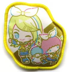 【中古】バッジ・ビンズ 鏡音リン(VIRTUAL SINGER)×リトルツインスターズ(ララ) ふわふわバッジ 「セガ ラッキーくじ プロジェクトセカイ カラフルステージ! feat. 初音ミク×サンリオキャラクターズ」 D賞