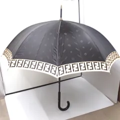 【大人気】フェンディ　FENDI　折り畳み傘　ブラック　良品　袋付き　FFロゴ 大人気】フェンディ FENDI 折り畳み傘 ブラック 良品 袋付き FF
