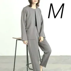 M　グレーベージュ　パンツセットアップ　フォーマル　スーツ　大人可愛　体型カバー