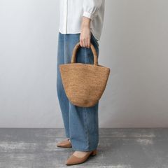 新品未使用タグ付き かぐれ アフリカンスクエア ラフィアかぎ編み