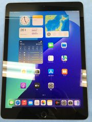 【送料無料】美品 電池100％ Apple iPad 第8世代 Wi-Fi 128GB スペースグレイ 液晶内部ホコリ 訳あり