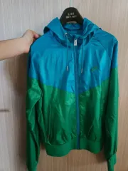 NIKE(ナイキ) ウィンドブレーカー s