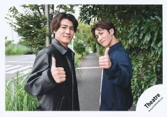 【中古】生写真(STARTO) Snow Man・SixTONES/渡辺翔太・森本慎太郎/横型・上半身/「DREAM BOYS」グッズオフショット/公式生写真