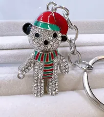 【キーチャーム】ラインストーンくま冬　キーホルダー　クリスマス　クマ