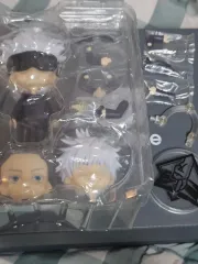 呪術廻戦 五条 悟 ねんどろいど フィギュア