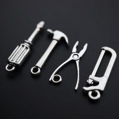 12個 銀古美 アンティーク風 大工 工具 DIY メタルパーツ チャーム