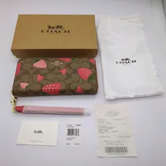 【新品未使用】COACH　レディース　長財布　ワイルド　ストロベリー
