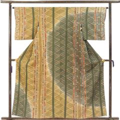 訪問着 身丈159cm 裄65cm 前幅24cm 後幅29.5cm 袖丈48cm 袖幅32.5cm レディース 袷 ぼかし 裄Mサイズ 秋冬春用 正絹（シルク）グリーン 未使用品 リメイク リユース リサイクル【呉服のきくや】