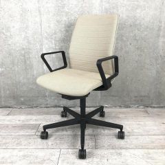 [中古]コクヨ（KOKUYO）製 ファブレ クッション！[ECB]