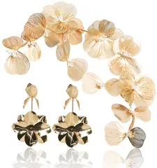 DADGAD ヘッドドレス ピアス セット ウェディング フラワー ヘアーアクセサリー 花嫁 ヘッドアクセ 花 髪飾り ブライダル 結婚式 成人式 卒業式 ビンテージ 和装 洋装 ゴールド 