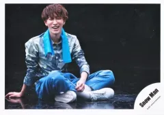 【中古】生写真(ジャニーズ) Snow Man/渡辺翔太/横型・全身/シングル「Secret Touch」MV＆ジャケ写オフショット/公式生写真