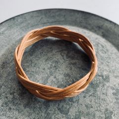 三つ編みのバングル (mitsuami)