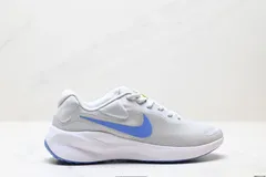 Nike REVOLUTION 7 WIDE ナイキ 通気性 低? ランニングシューズ