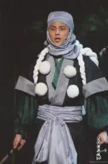 【中古】生写真(ジャニーズ) Kis-My-Ft2/藤ヶ谷太輔/膝上・衣装グレー・緑・・右手小道具・2Lサイズ/滝沢演舞城2009