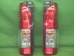 【中古】ハイエース 純正 テール 左右