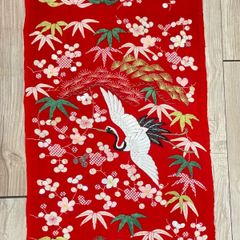 【縮緬】【古布】【はぎれ】（長さ：約214㎝／幅：約33㎝〜35㎝）