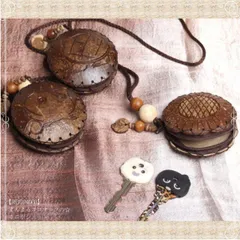 【美品】椰子の実の小物入れ◇趣あり 多肉粘土を作り始めて7年くらいになります。毎回、作った時が