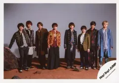 【中古】生写真(ジャニーズ) Hey! Say! JUMP/集合（8人）/横型・全身・衣装黒・赤・青・両手下・口閉じ・背景グレー/「Hey! Say! JUMP LIVE TOUR 2019-2020 PARADE」グッズオフショット/公式生写真