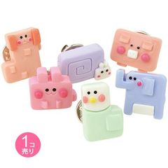 ブロック風アニマルデザインピンバッジ／１個売り／サン宝石