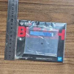 BLEACH（ブリーチ）一番くじ G賞 アクリル漫画パネルスタンド ウノハナ・レツ、ヤチルの下