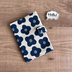 No.54 お薬手帳ケース✳︎母子手帳 年金手帳ケースにも！✴︎北欧フラワー