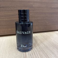 ディオール　SAUVAGE  オードゥトワレ100mlの男性用香水　100ml