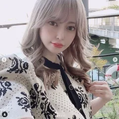 レディース　トップス　薔薇ニット　パフスリーブカーディガン 韓国系　（ホワイト）bh