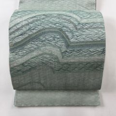 袋帯 秀品 夏帯 波 幾何学模様 薄緑 お太鼓柄 正絹 【中古】