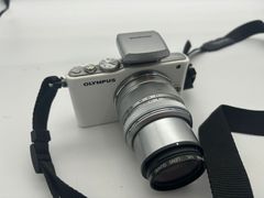 766115/OLYMPUS E-PM1 14-42mm 1:3.5-5.6 - メルカリ