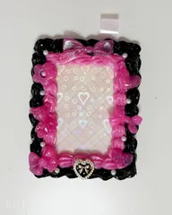 ホイップデコ トレカケース 黒×ホットピンク パール  B8サイズ