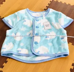 新品  ベビー ベスト 90センチのサムネイル