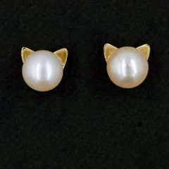 K18YG　あこや真珠ねこさんピアス