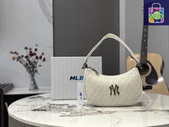 【今日特価】MLB オフィシャル アンダーアームバッグ カップルモデル 人気で多くの服装に合わせやすい