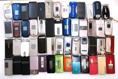 80-260】携帯電話 大量おまとめ 52点 約6kg 未選別 ジャンク品