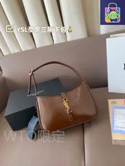 YSL サントローレント アンダーアーバッグ（ギフトボックス付き） 