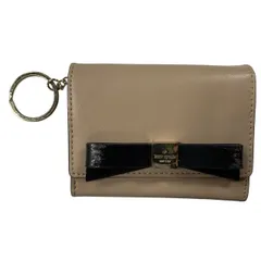 ♪3178 ケイト・スペード 財布 二つ折り kate spade BROOKES COURT DARLA キーリング マルチケース 小銭入れ 定期入れ カードケース ベージュ レディース 45592 中古