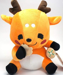 しかまろくん ぬいぐるみ 24cm　せんべいを食べるしかまろ 高さ24cm [奈良県 おみやげ]