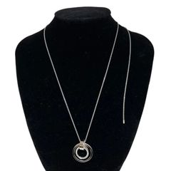 SWAROVSKI【スワロフスキー】ネックレス アクセサリー ペンダント